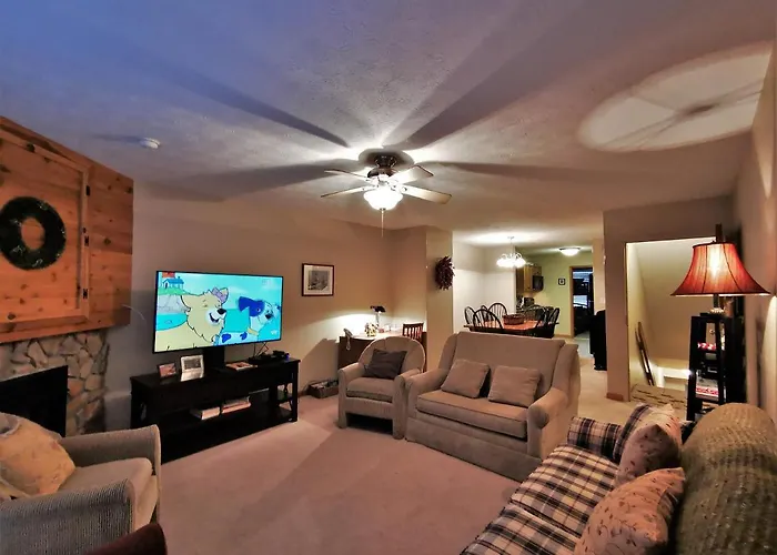 Gorgeous House For Ski Retreat Or Mountain Vacations